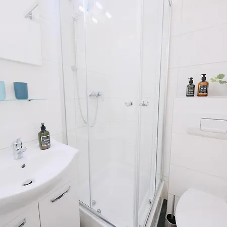 Modernes Studio-apartment Zentral Gelegen